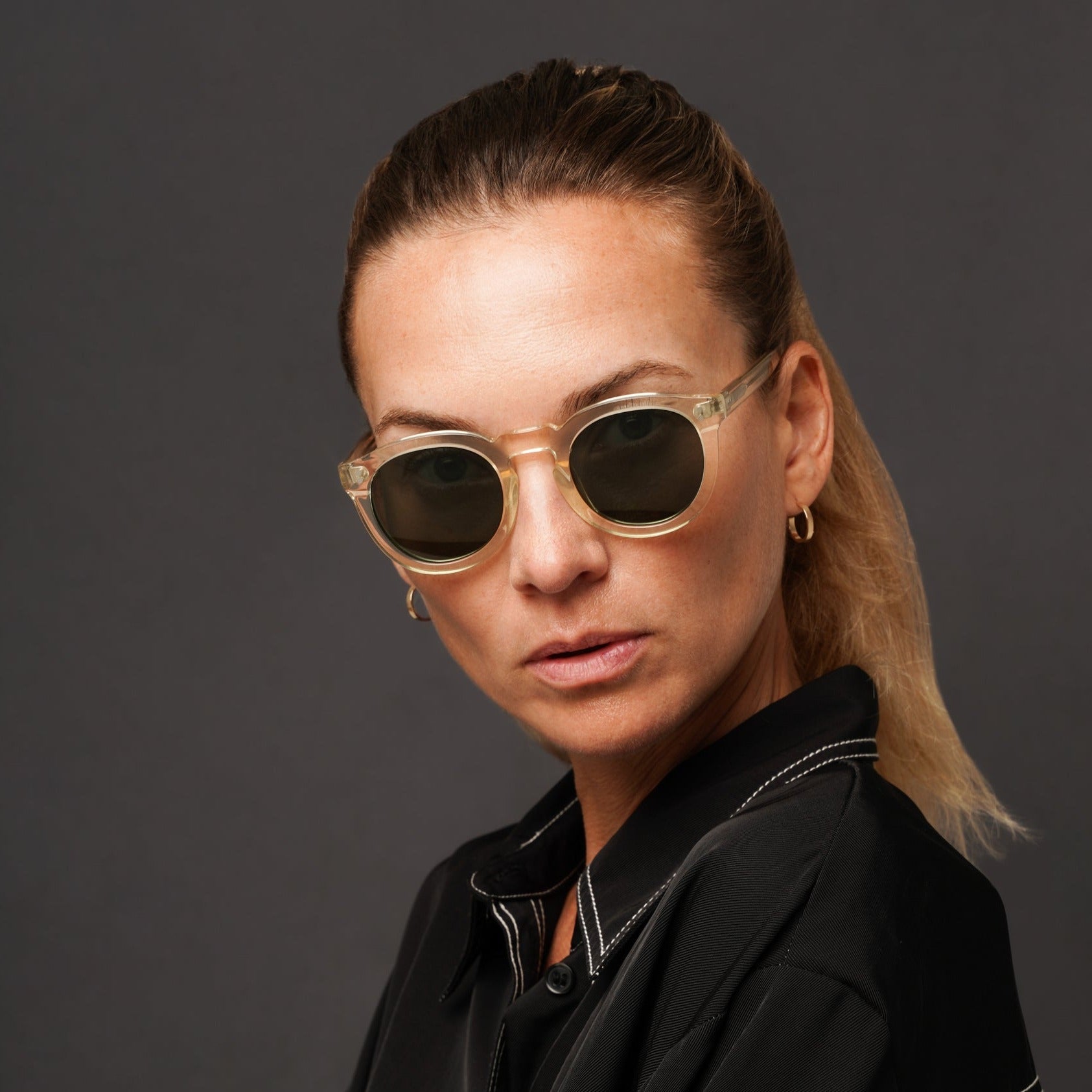 The Allen Air Sunglasses, Mazzucchelli 1849 acetate frame, round shape, in clear crystal.