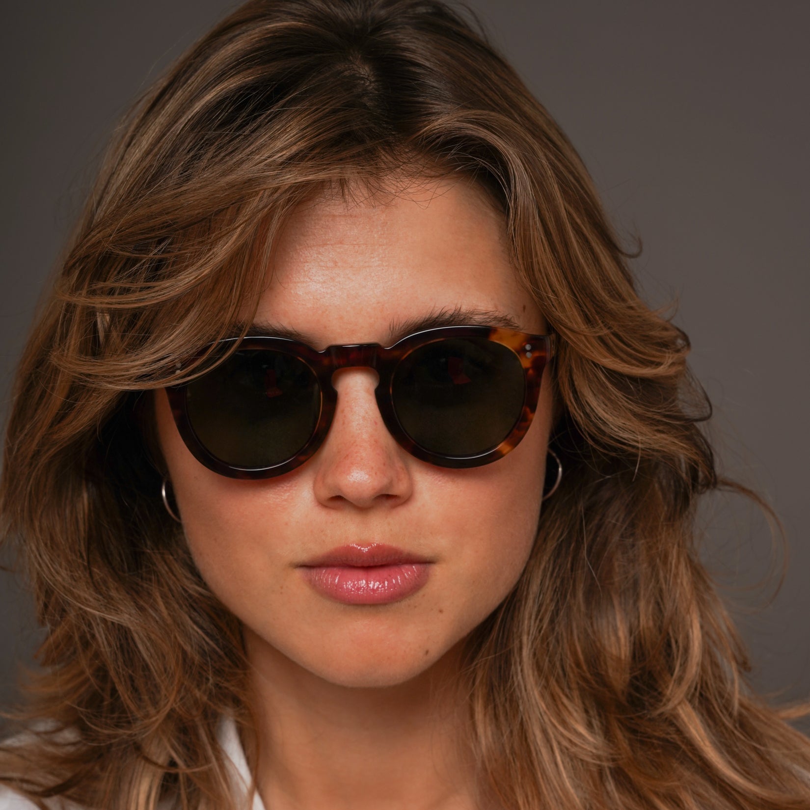 The Allen Havana Sunglasses, Mazzucchelli 1849 acetate frame, round shape, in Havana (light tortoise).