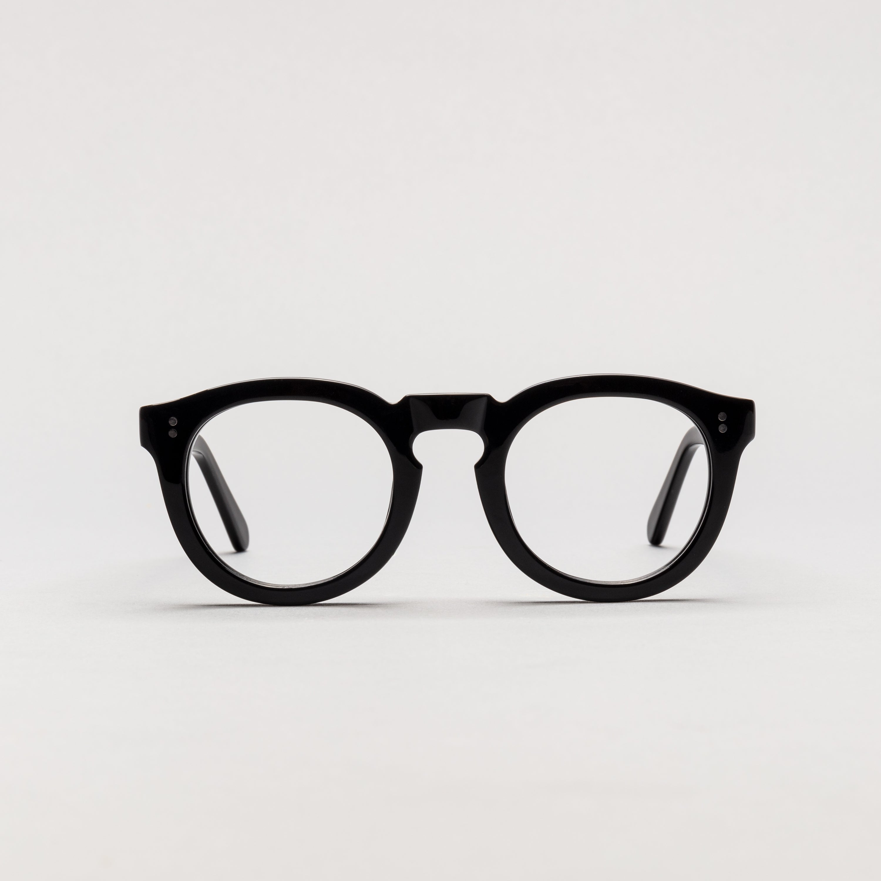 The Allen Noir — eyeglasses, Mazzucchelli 1849 acetate frame, round shape, in black.
