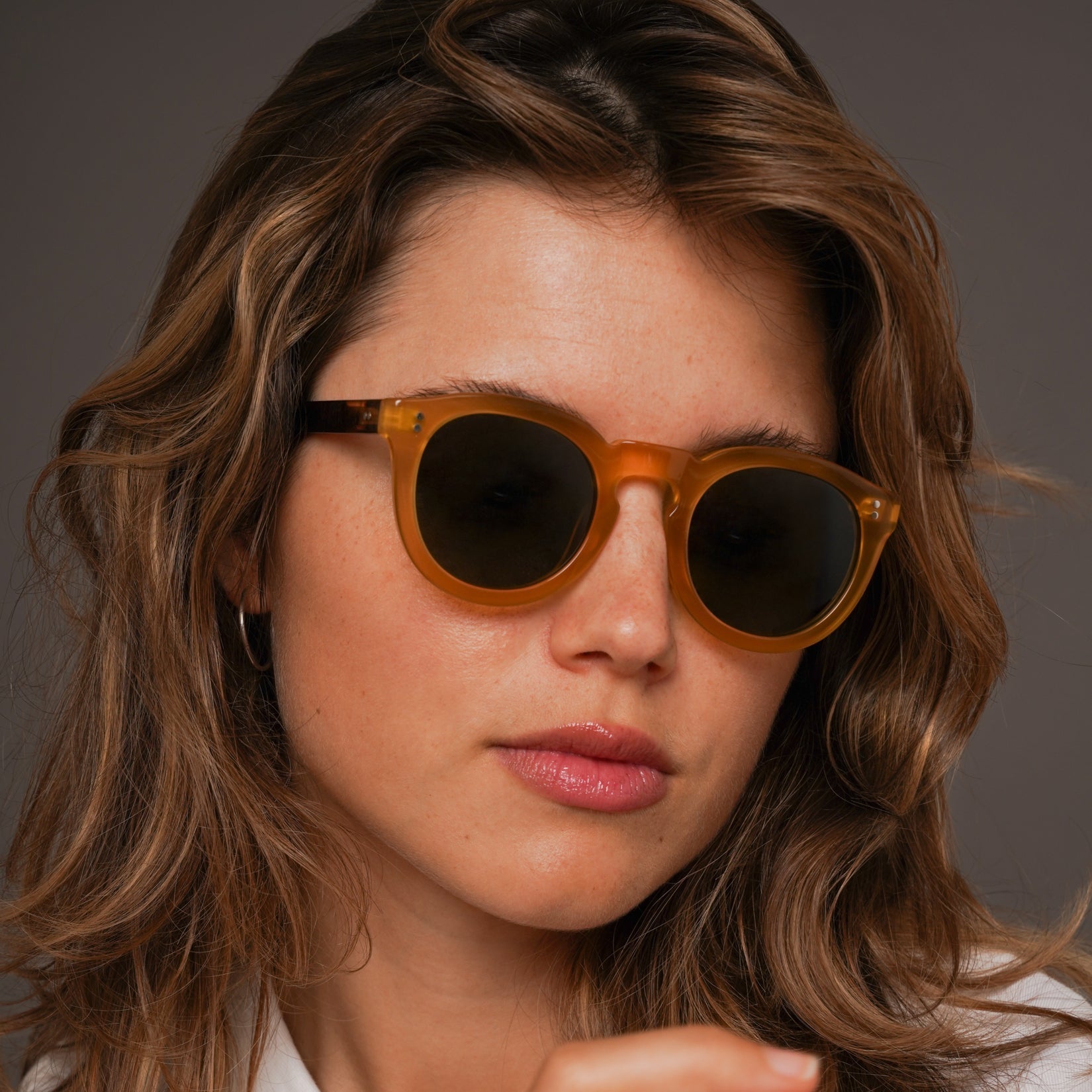 The Allen Paradox N4 Sunglasses, Mazzucchelli 1849 acetate frame, round shape, Paradox N4 pattern.