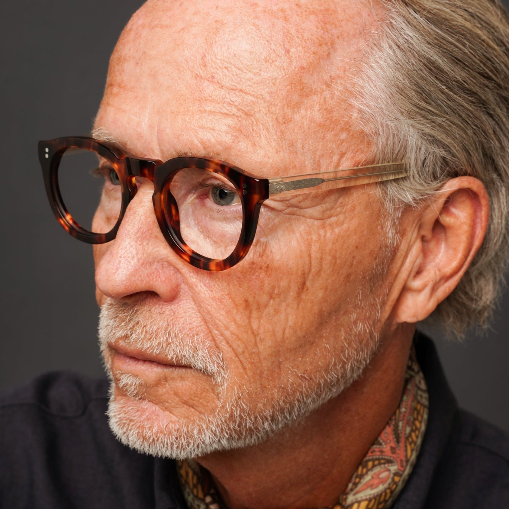 The Allen Paradox N5 — eyeglasses, Mazzucchelli 1849 acetate frame, round shape, Paradox N5 pattern.