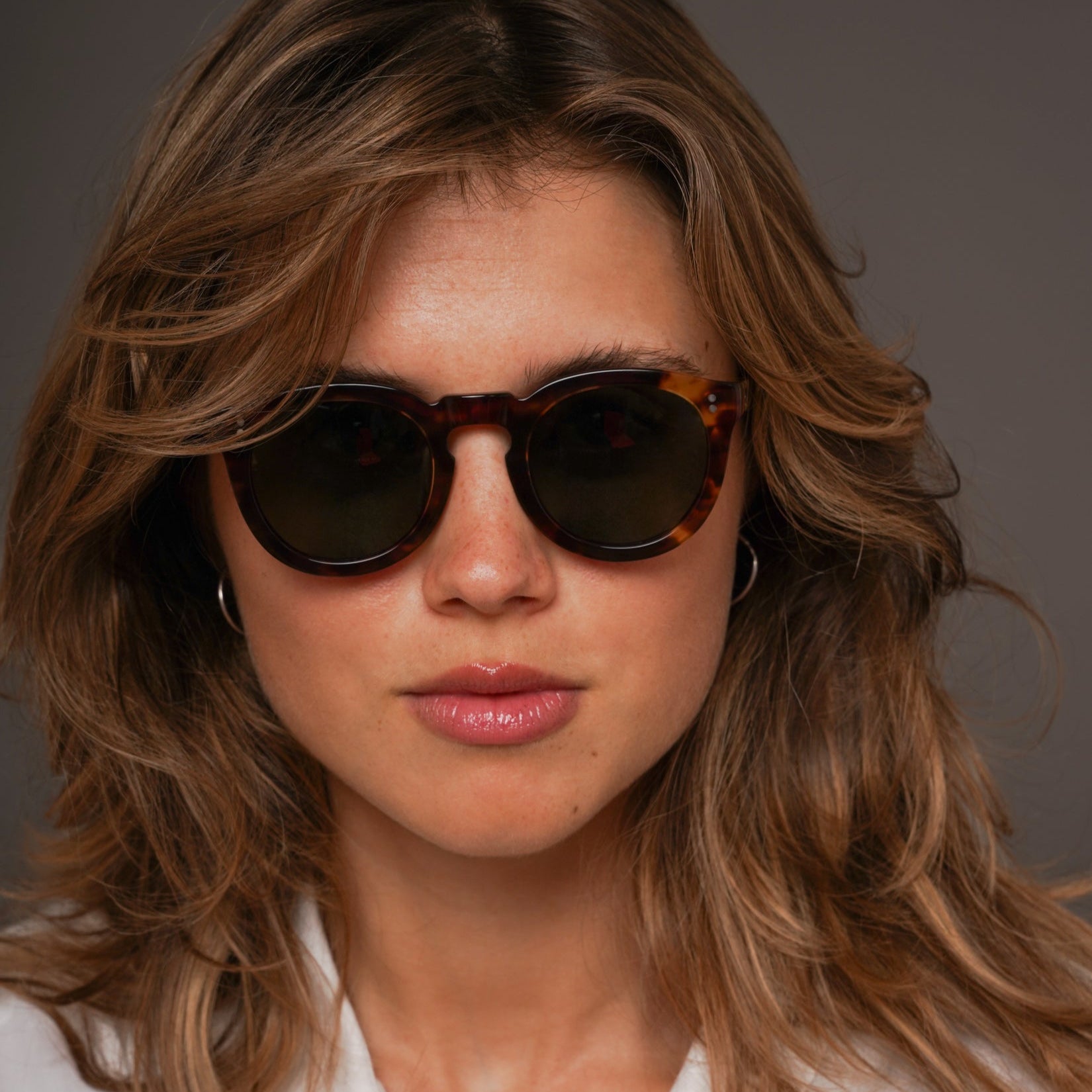 The Allen Paradox N5 Sunglasses, Mazzucchelli 1849 acetate frame, round shape, Paradox N5 pattern.