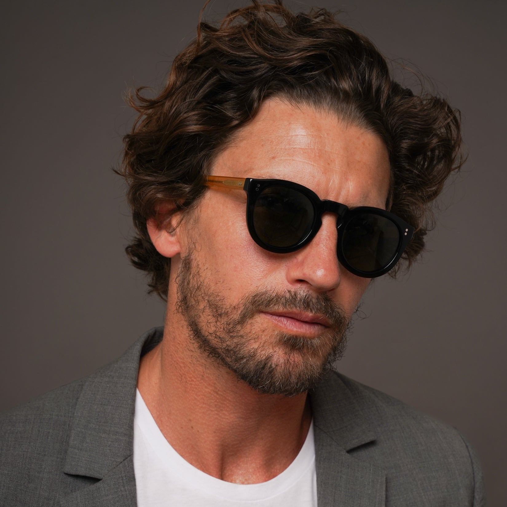 The Allen Paradox N6 Sunglasses, Mazzucchelli 1849 acetate frame, round shape, Paradox N6 pattern.