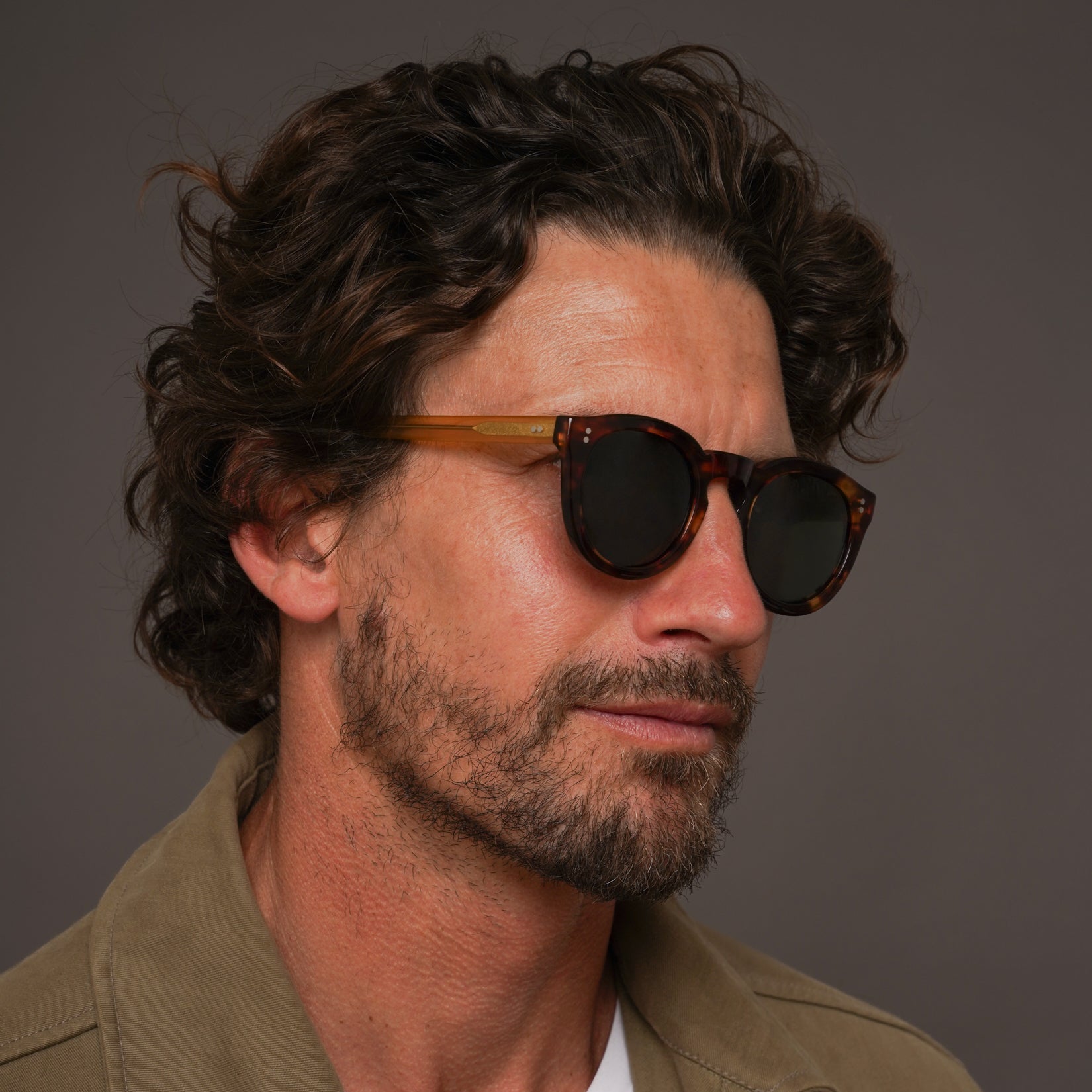 The Allen Paradox N8 Sunglasses, Mazzucchelli 1849 acetate frame, round shape, Paradox N8 pattern.