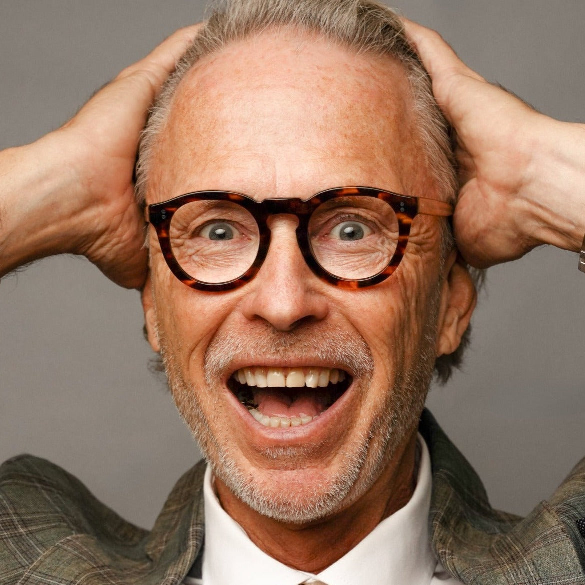 The Allen Paradox N8 — eyeglasses, Mazzucchelli 1849 acetate frame, round shape, Paradox N8 pattern.