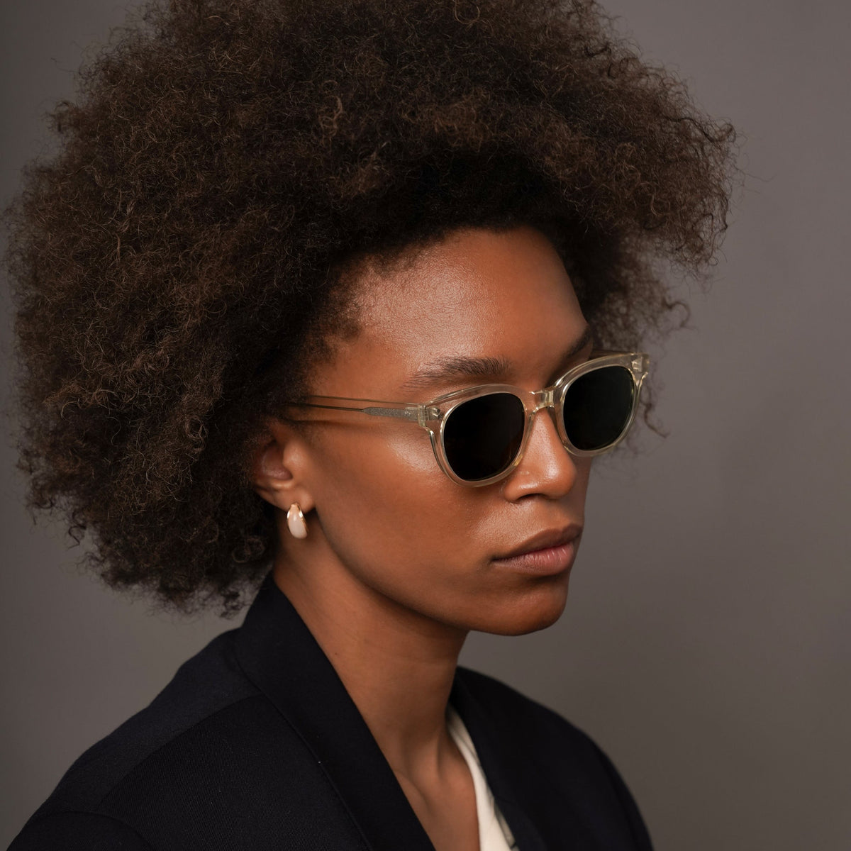 The Andy Air Sunglasses, Mazzucchelli 1849 acetate frame, round shape, in clear crystal.