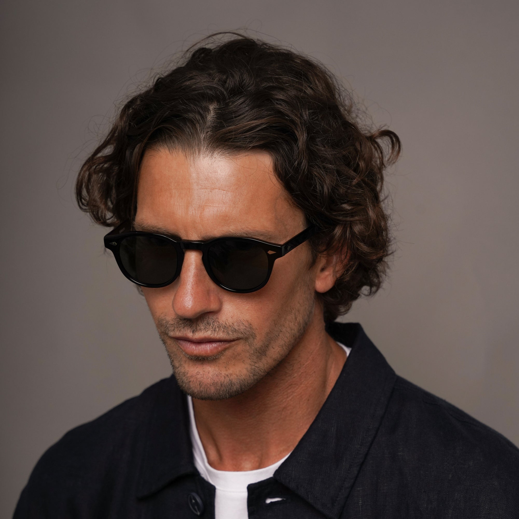 The Basquiat Noir Sunglasses, Mazzucchelli 1849 acetate frame, rounded square shape, in black.