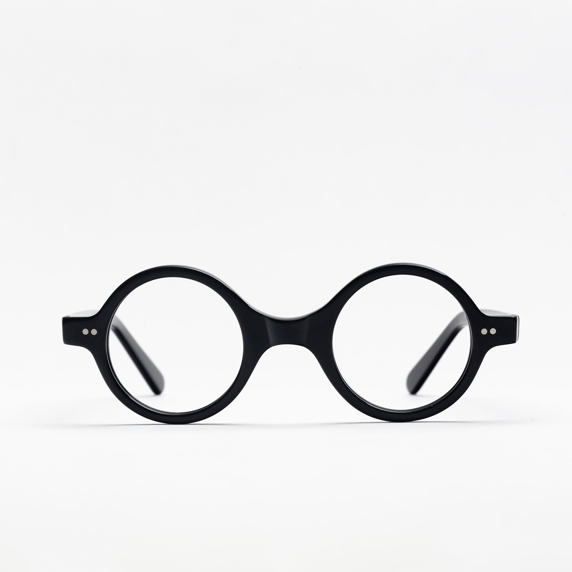 The Corbusier Noir — eyeglasses, Mazzucchelli 1849 acetate frame, round shape, in black.