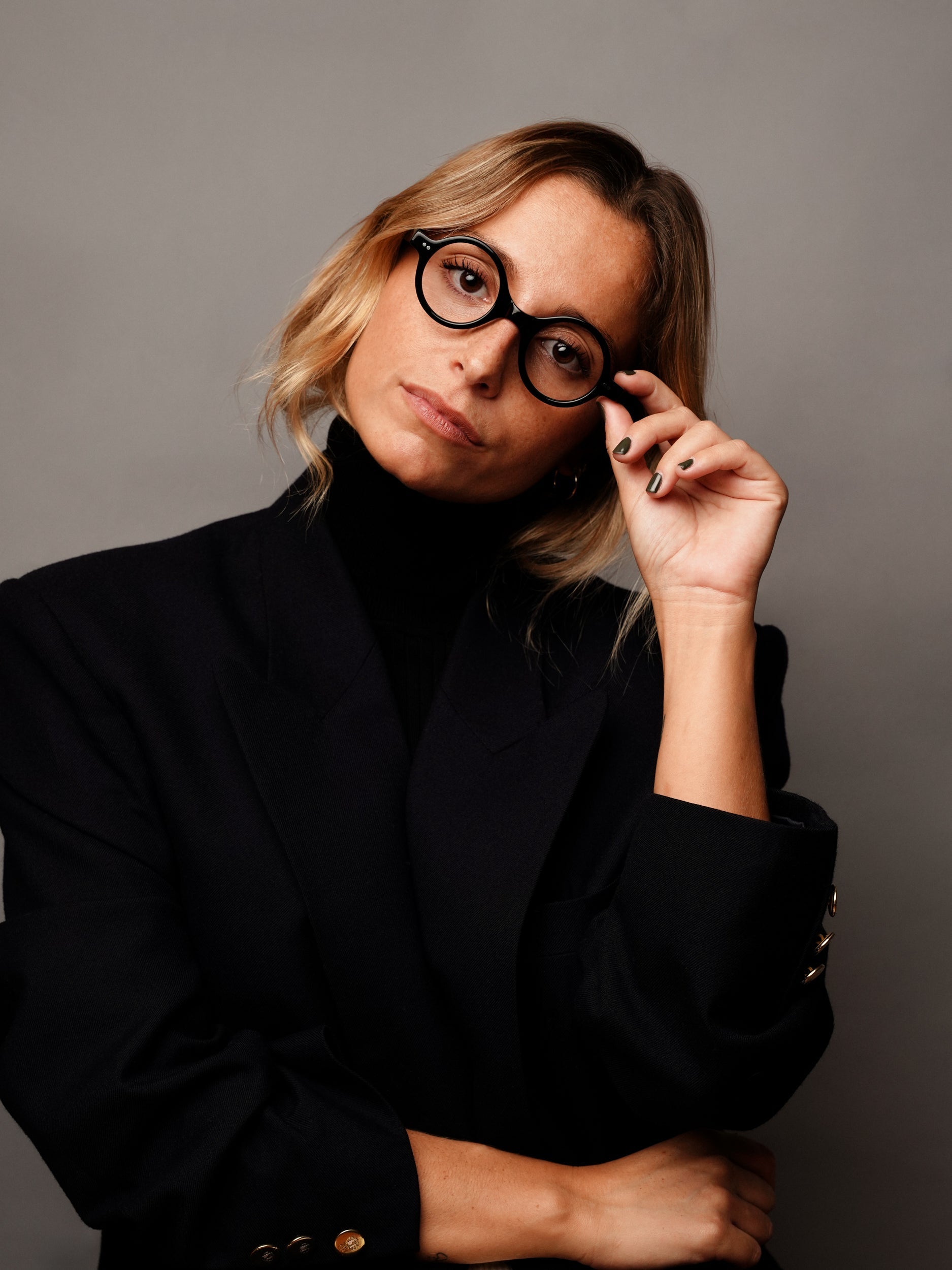 The Corbusier Noir — eyeglasses, Mazzucchelli 1849 acetate frame, round shape, in black.