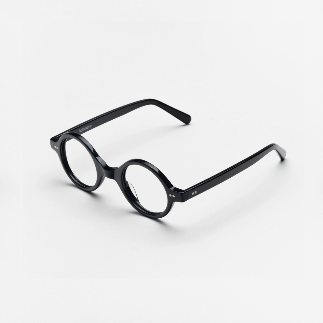 The Corbusier Noir — eyeglasses, Mazzucchelli 1849 acetate frame, round shape, in black.