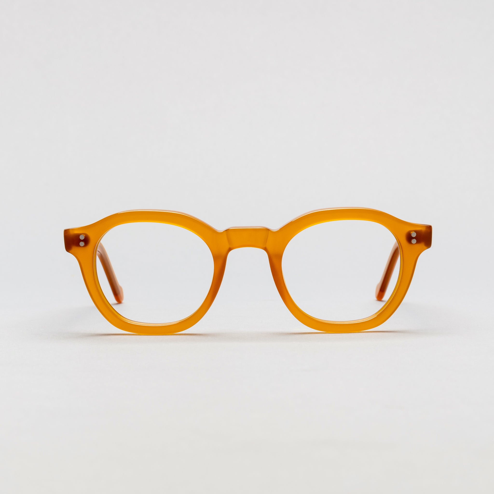 The Dean Amber — eyeglasses, Mazzucchelli 1849 acetate frame, round shape, in amber.