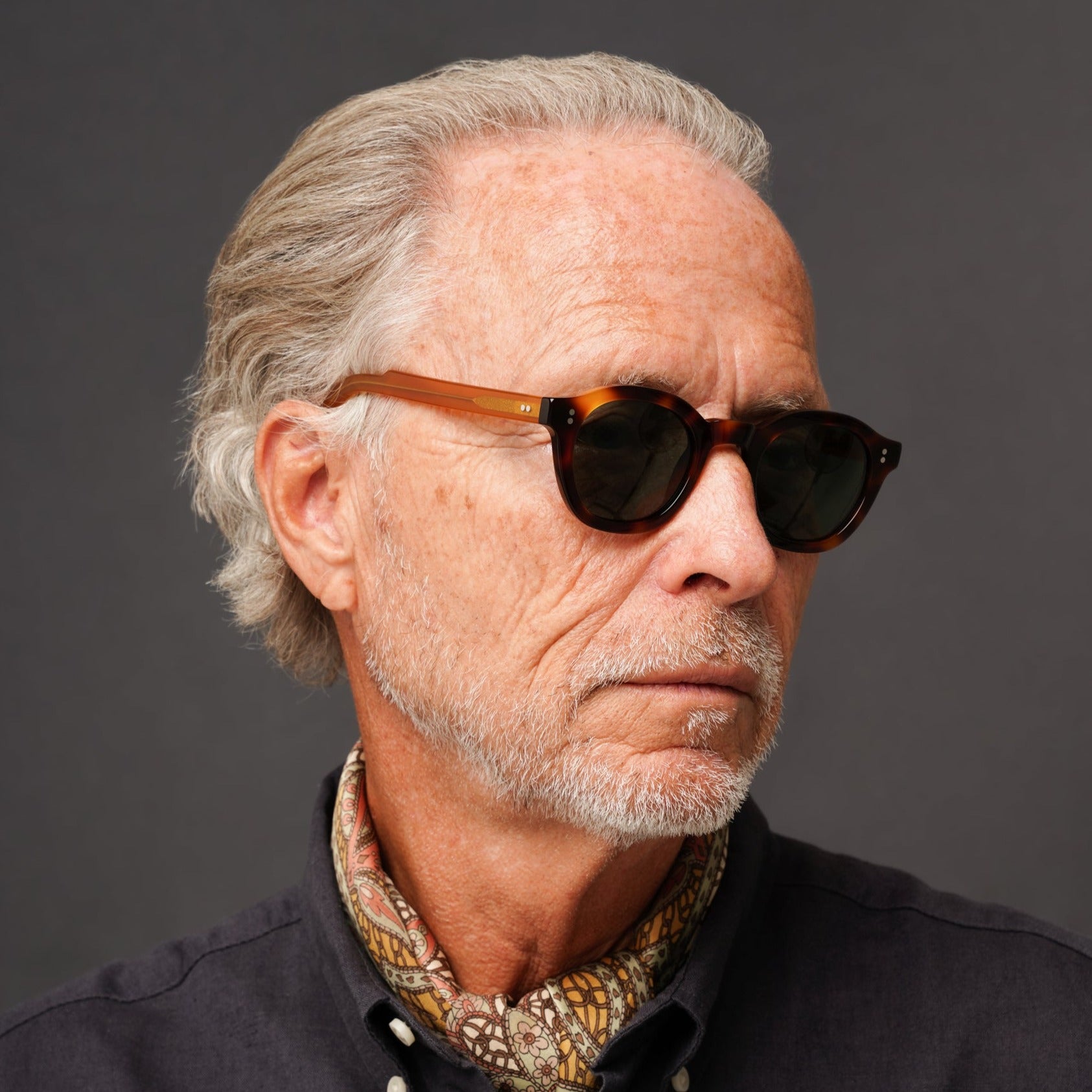 The Dean Paradox N2 Sunglasses, Mazzucchelli 1849 acetate frame, round shape, Paradox N2 pattern.