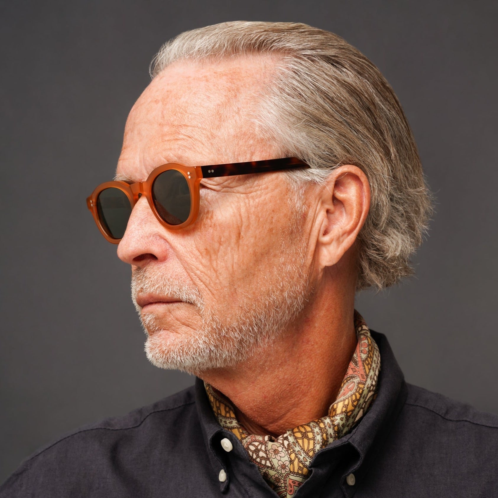 The Dean Paradox N3 Sunglasses, Mazzucchelli 1849 acetate frame, round shape, Paradox N3 pattern.