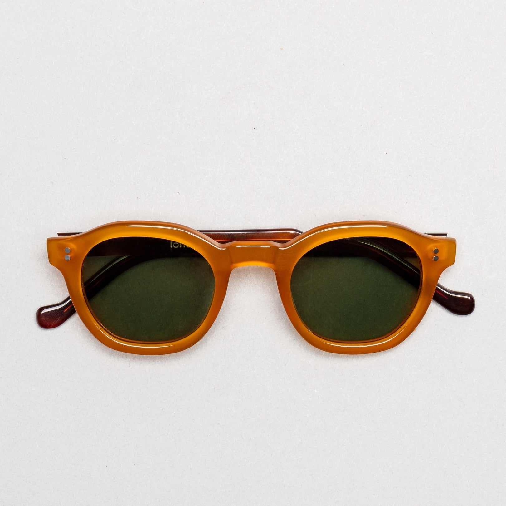 The Dean Paradox N3 Sunglasses, Mazzucchelli 1849 acetate frame, round shape, Paradox N3 pattern.