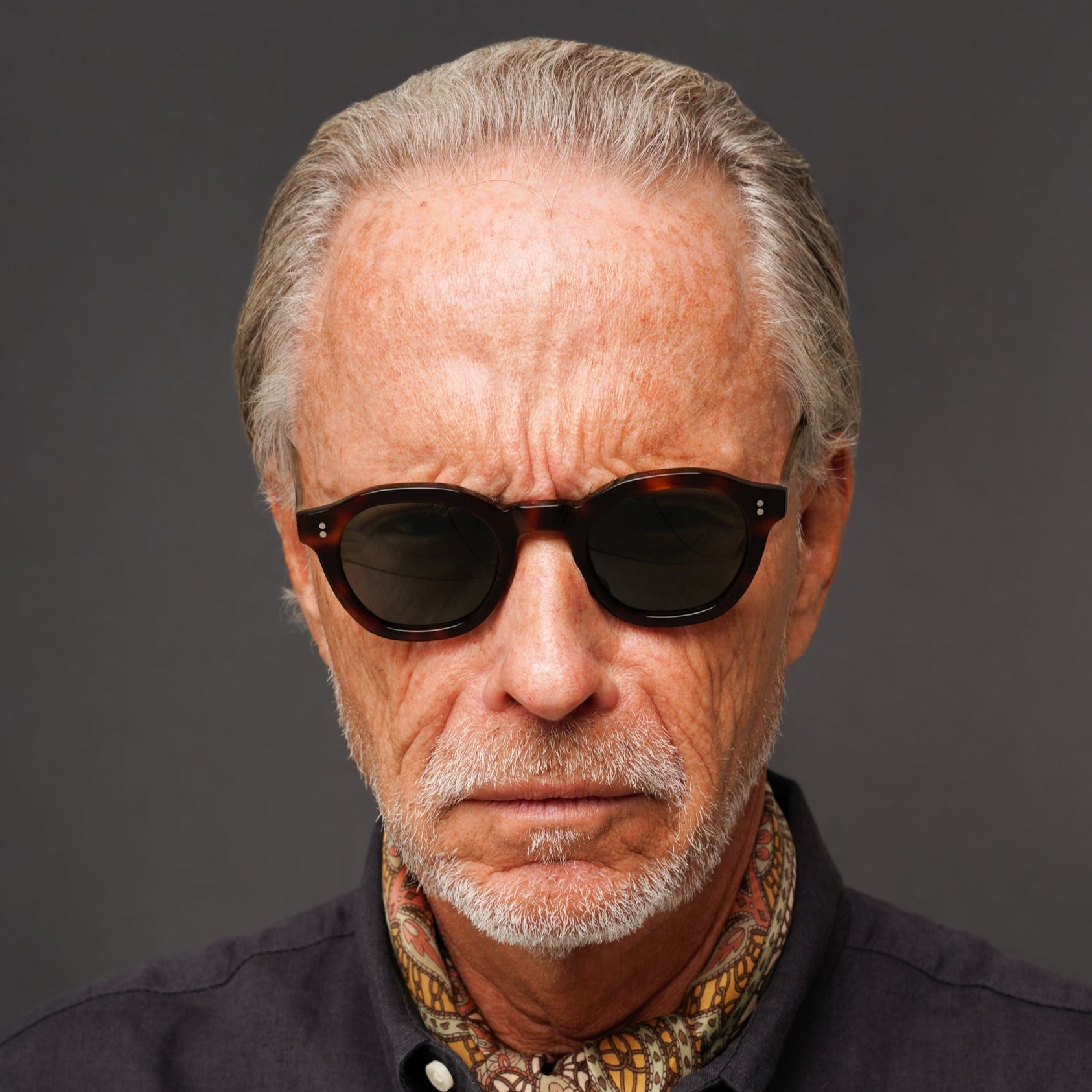 The Dean Paradox N4 Sunglasses, Mazzucchelli 1849 acetate frame, round shape, Paradox N4 pattern.