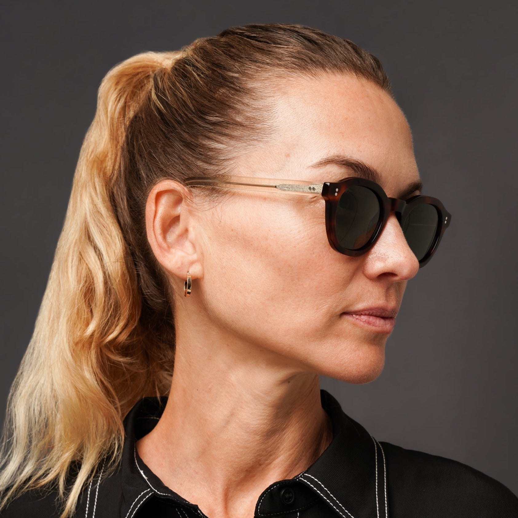 The Dean Paradox N4 Sunglasses, Mazzucchelli 1849 acetate frame, round shape, Paradox N4 pattern.