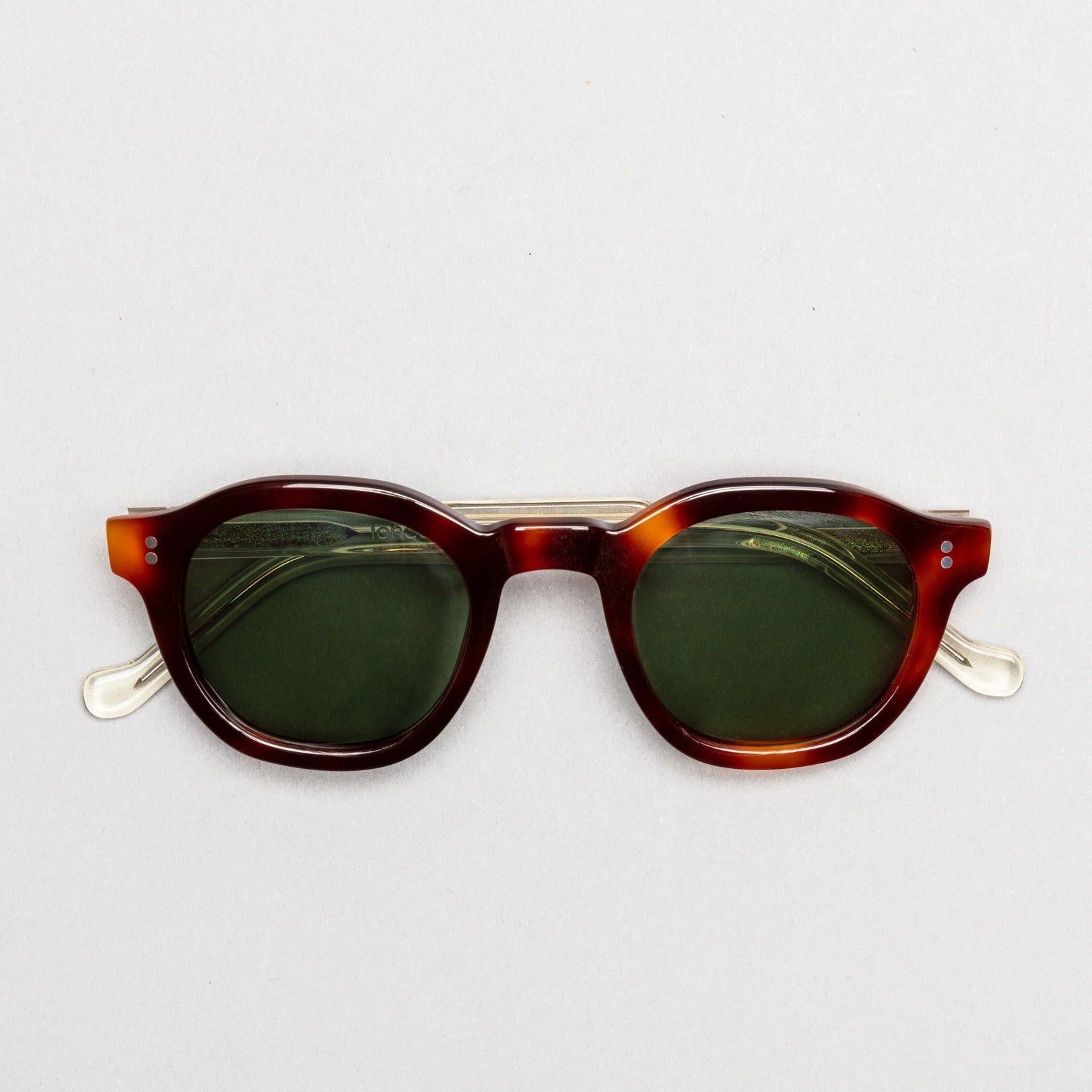 The Dean Paradox N4 Sunglasses, Mazzucchelli 1849 acetate frame, round shape, Paradox N4 pattern.