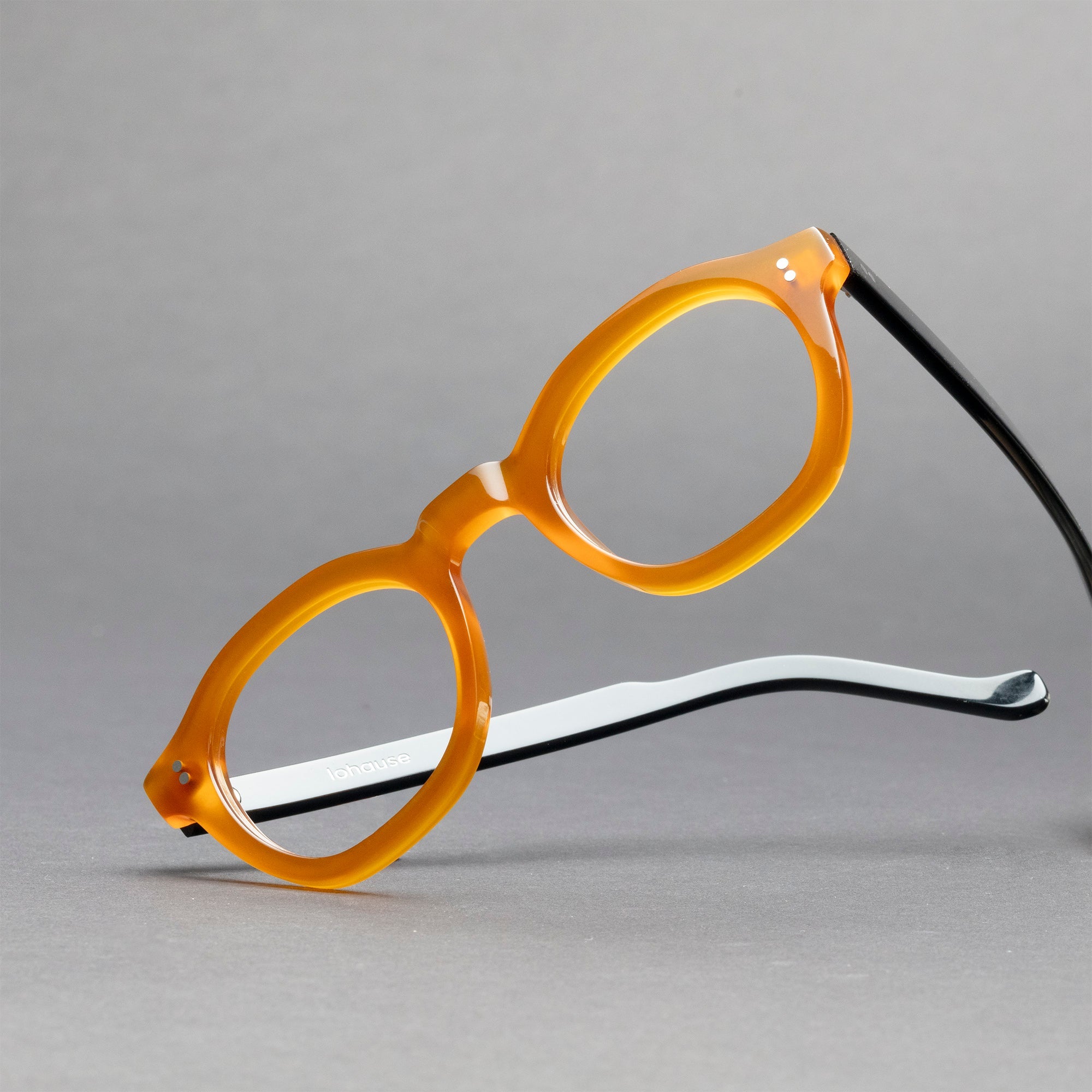 The Dean Paradox N5 — eyeglasses, Mazzucchelli 1849 acetate frame, round shape, Paradox N5 pattern.