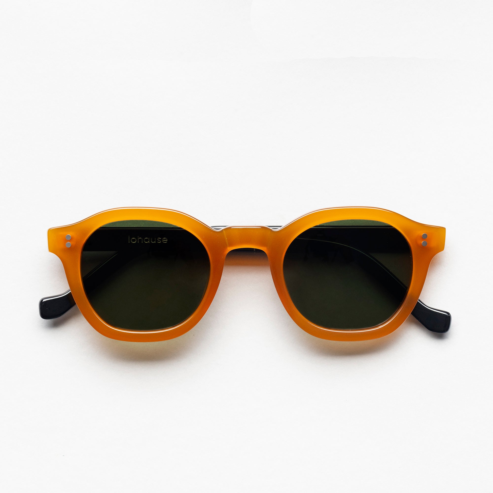 The Dean Paradox N5 Sunglasses, Mazzucchelli 1849 acetate frame, round shape, Paradox N5 pattern.