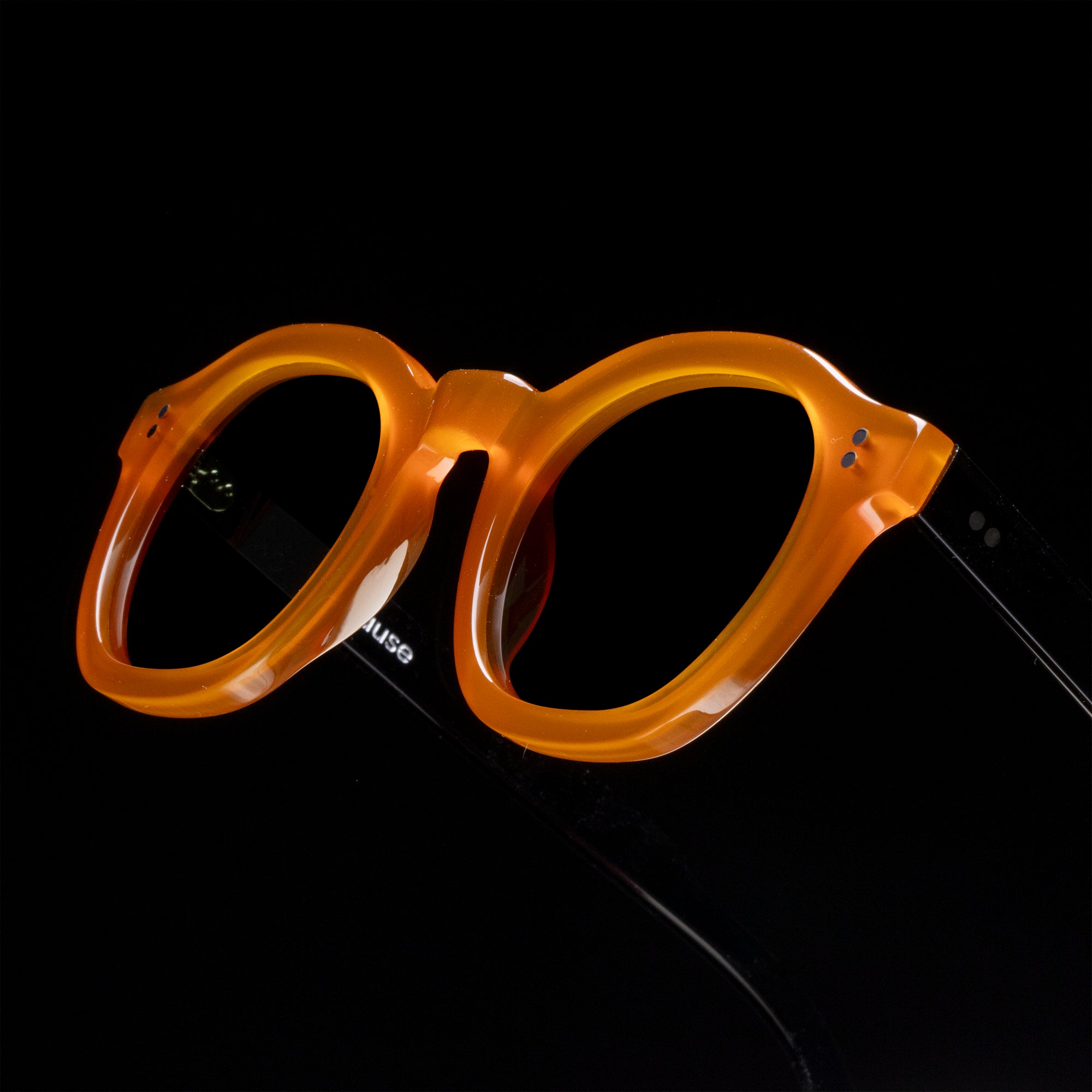 The Dean Paradox N5 — eyeglasses, Mazzucchelli 1849 acetate frame, round shape, Paradox N5 pattern.