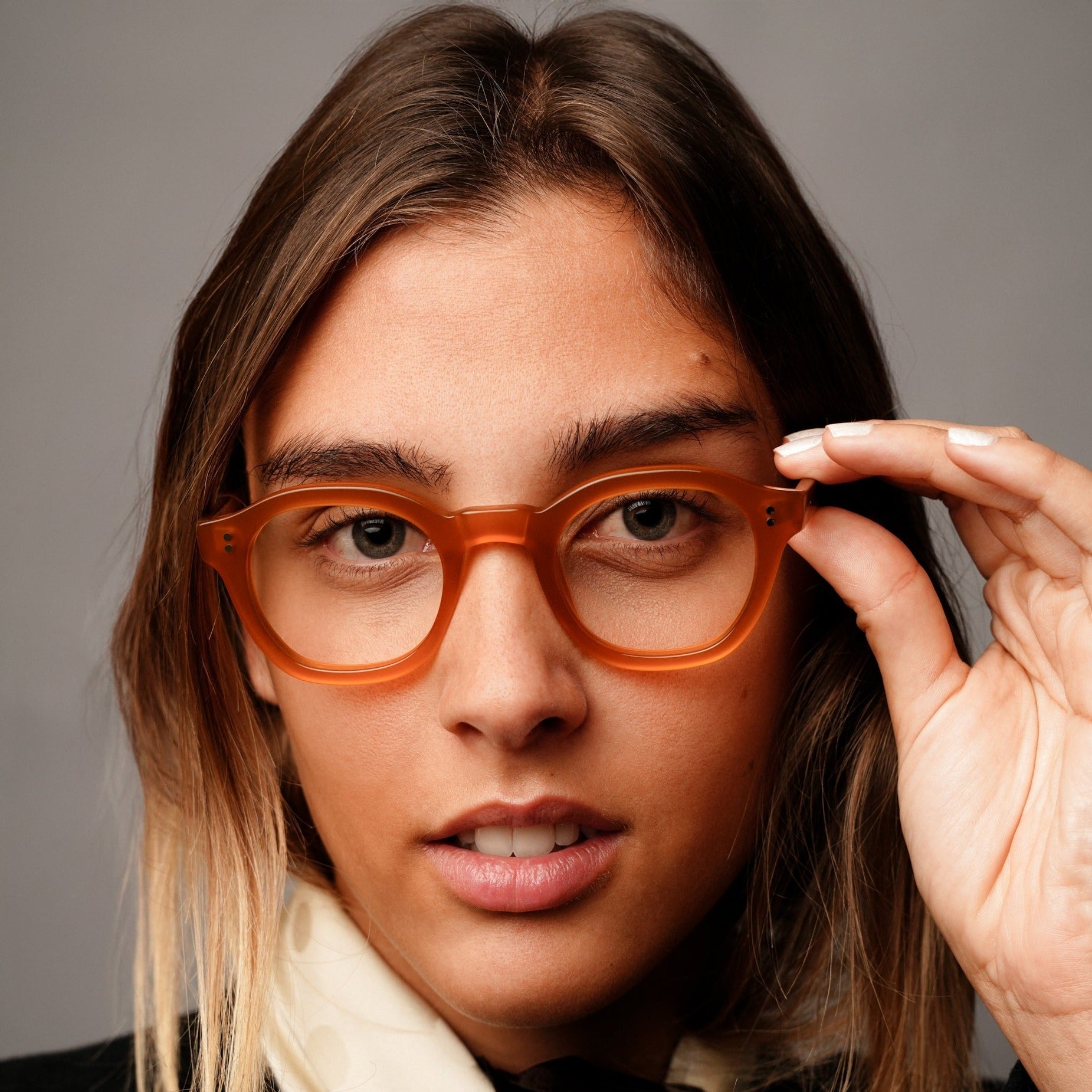 The Dean Paradox N8 — eyeglasses, Mazzucchelli 1849 acetate frame, round shape, Paradox N8 pattern.