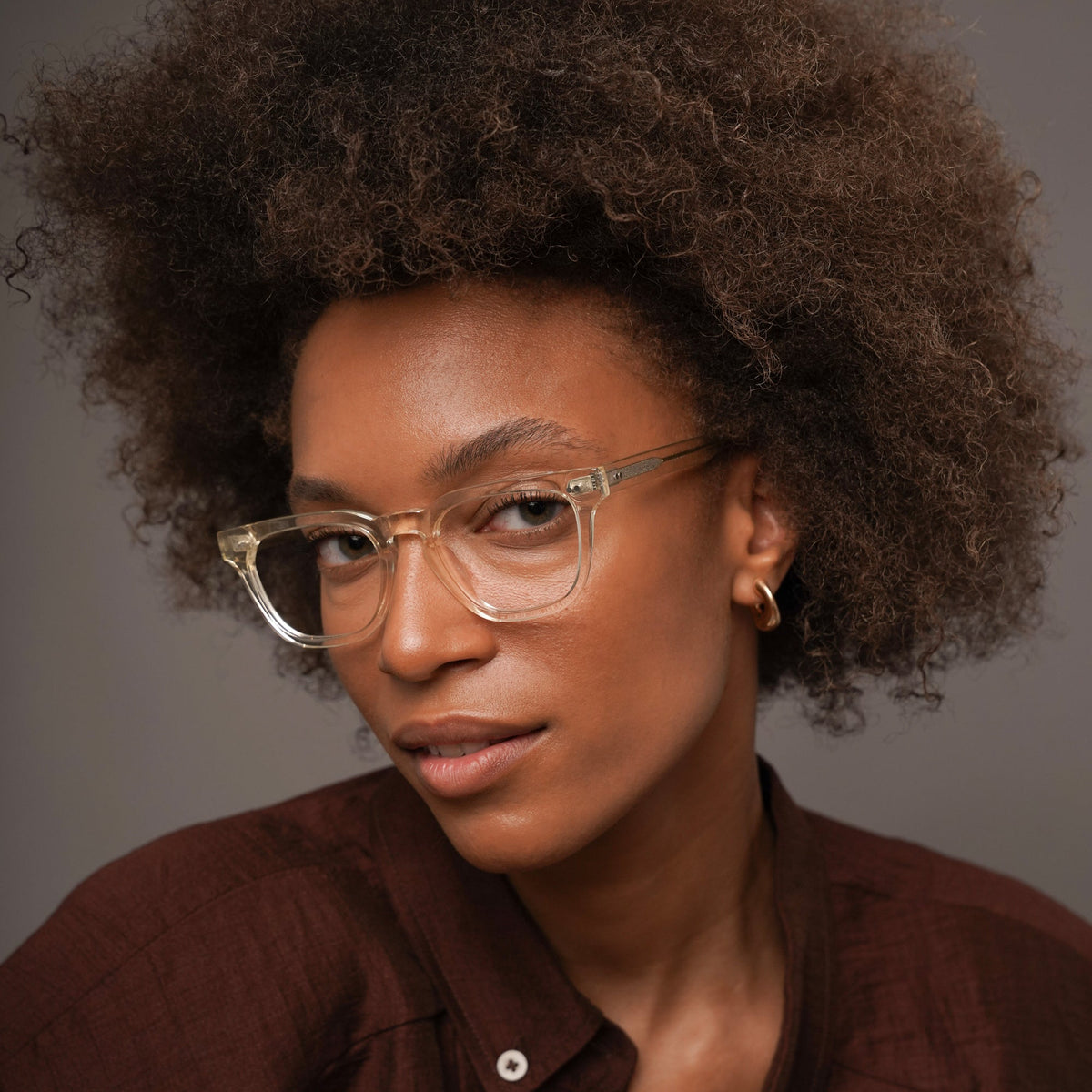 The Dylan Air, eyeglasses, Mazzucchelli 1849 acetate frame, cat-eye shape, in clear crystal.