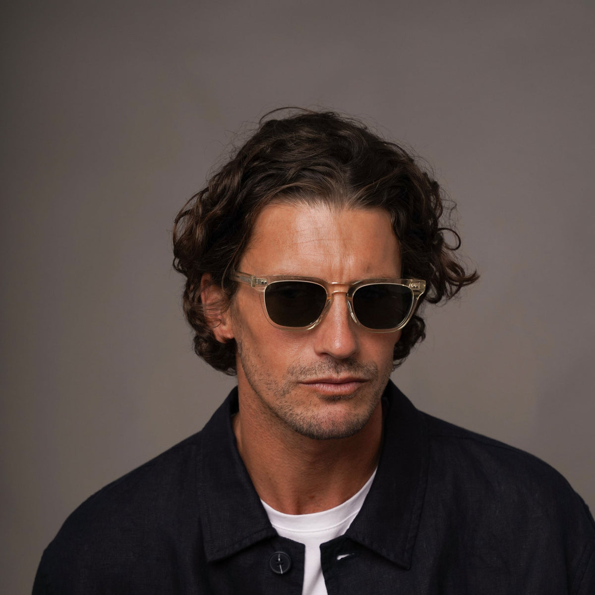 The Dylan Air Sunglasses, Mazzucchelli 1849 acetate frame, round shape, in clear crystal.