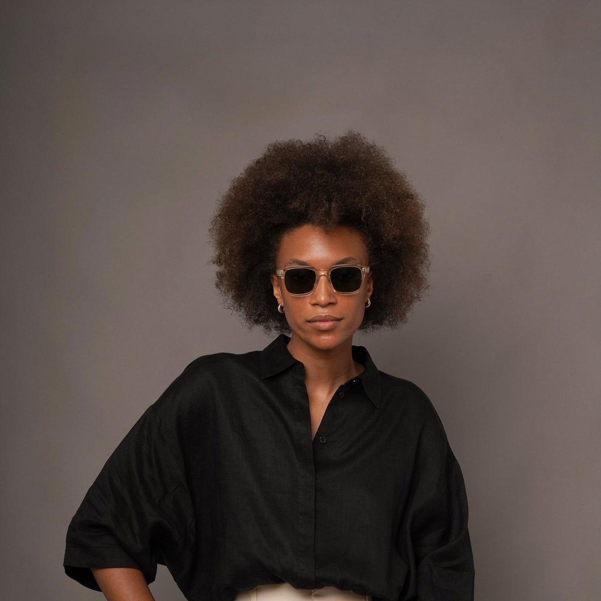 The Hoffman Air Sunglasses, Mazzucchelli 1849 acetate frame, square shape, in clear crystal.