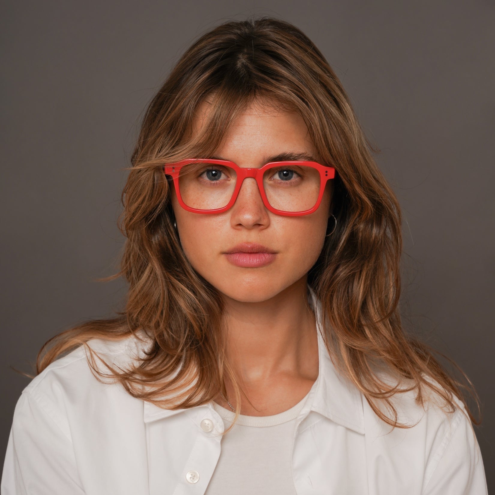 The Hoffman Carmine — eyeglasses, Mazzucchelli 1849 acetate frame, square shape, in carmine.