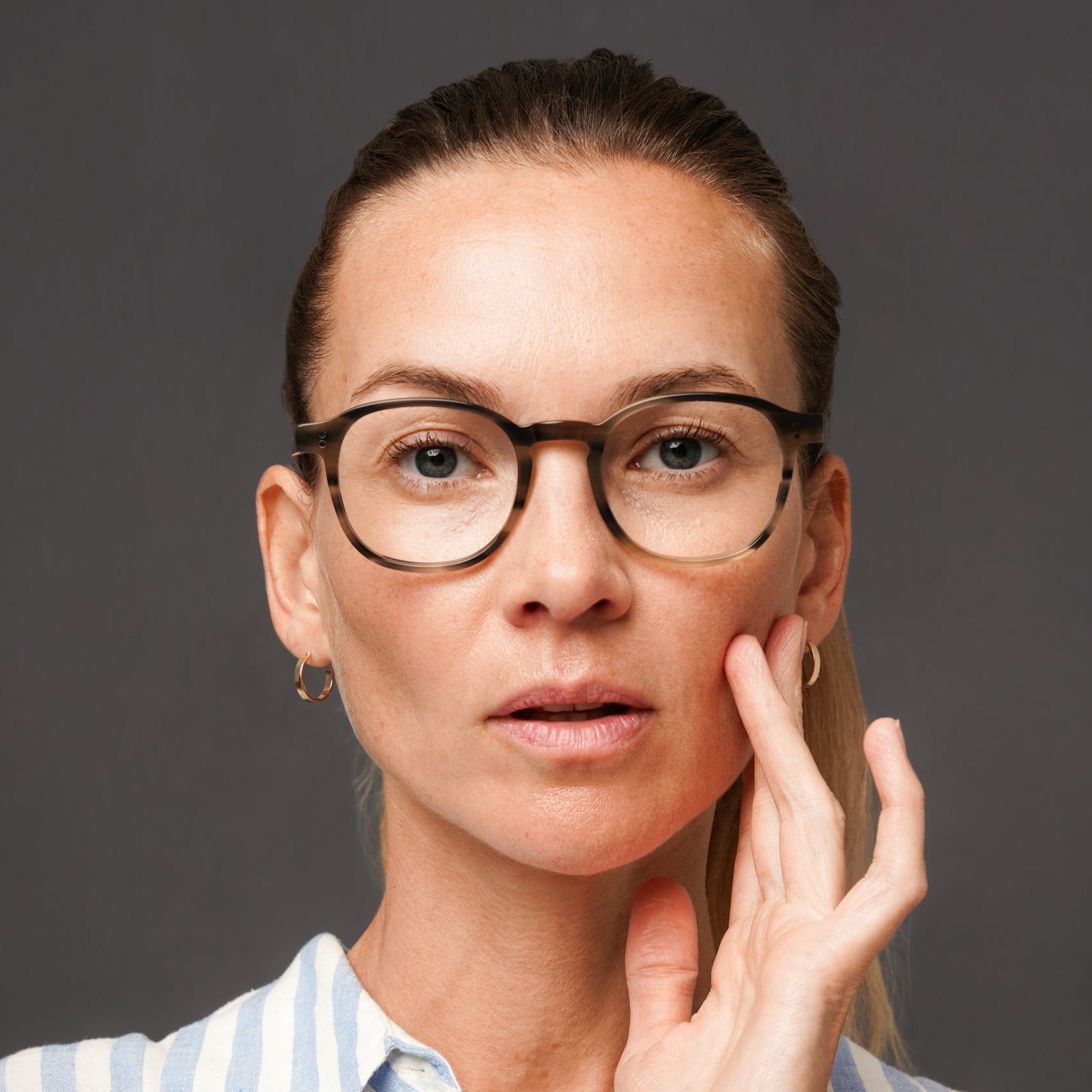 The Marshall Olive — eyeglasses, Mazzucchelli 1849 acetate frame, round shape, in olive green.