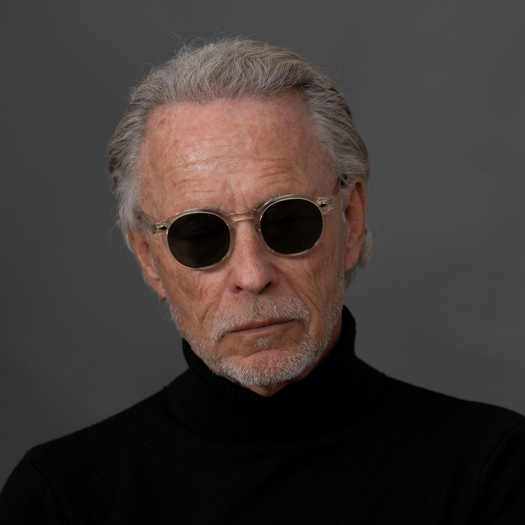 The Picasso Air Sunglasses, Mazzucchelli 1849 acetate frame, round shape, in clear crystal.