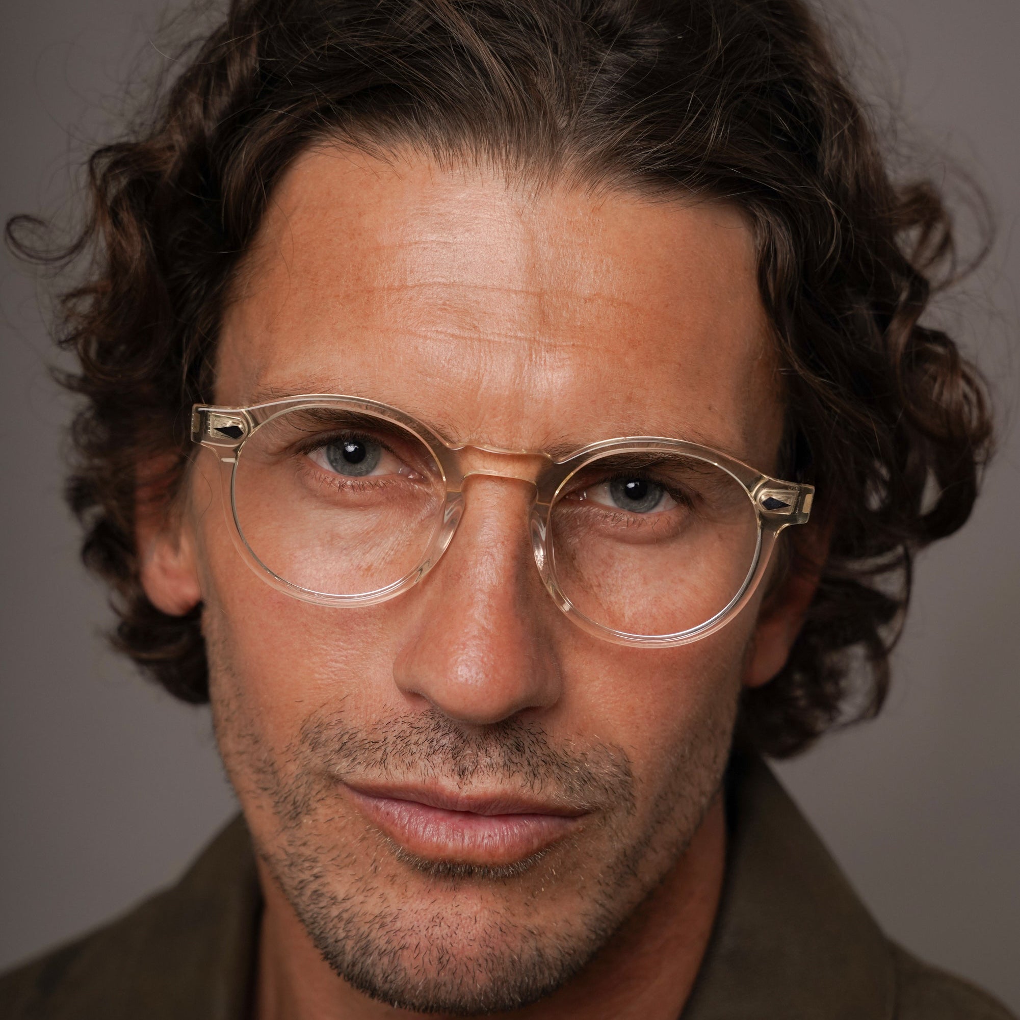 The Picasso Air — eyeglasses, Mazzucchelli 1849 acetate frame, round shape, in clear crystal.