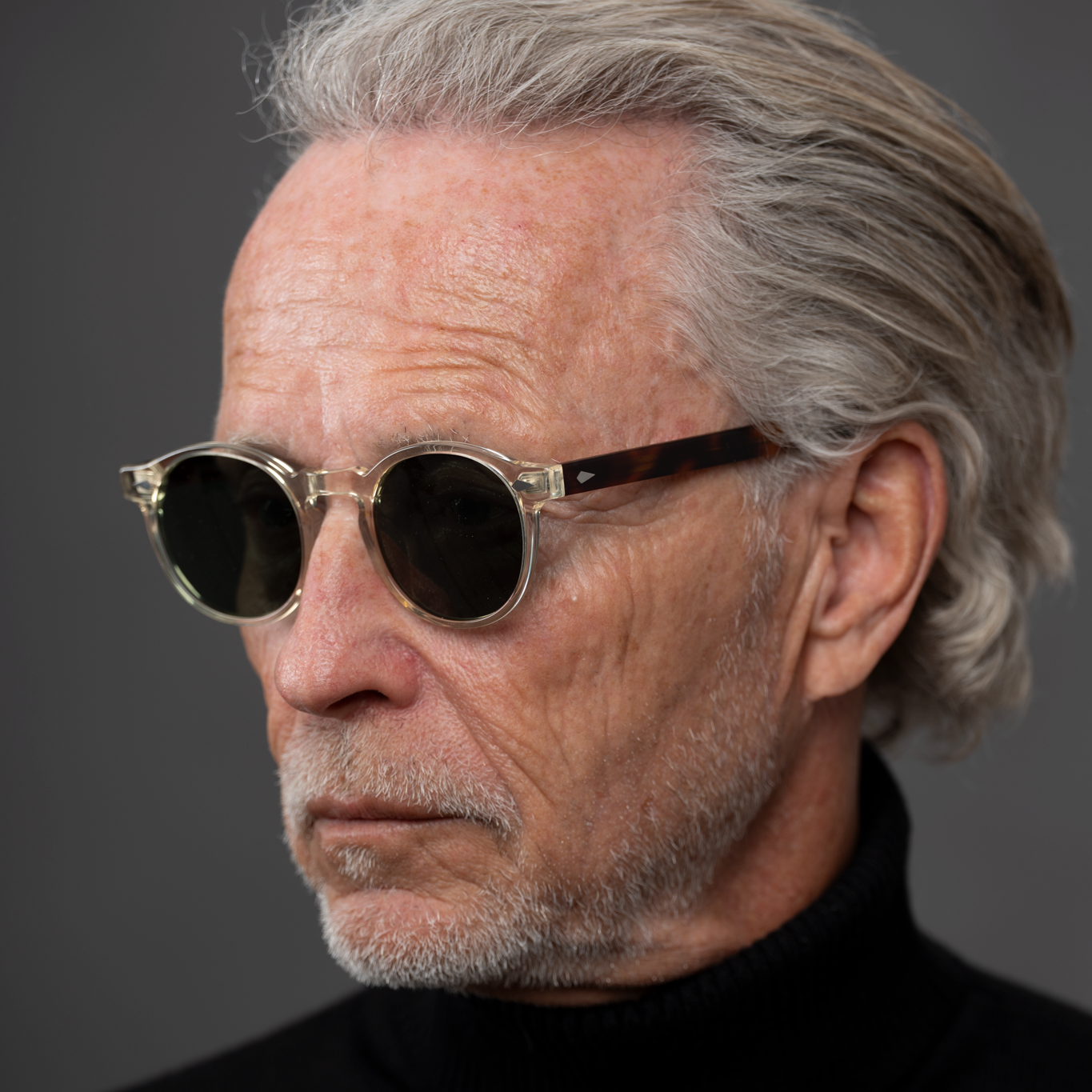 The Picasso Paradox N1 Sunglasses, Mazzucchelli 1849 acetate frame, round shape, Paradox N1 pattern.
