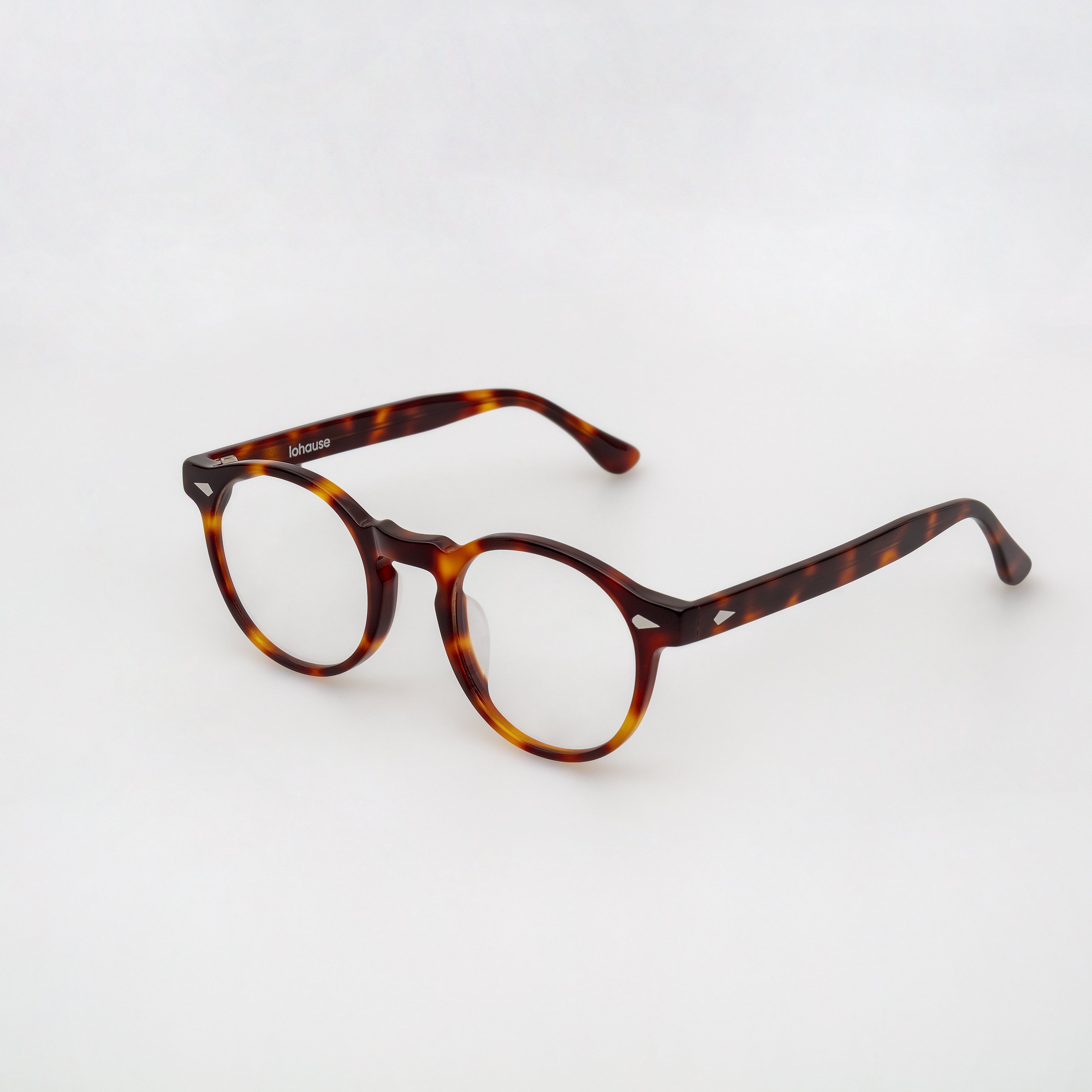 The Picasso Tortoise — eyeglasses, Mazzucchelli 1849 acetate frame, round shape, in tortoise.