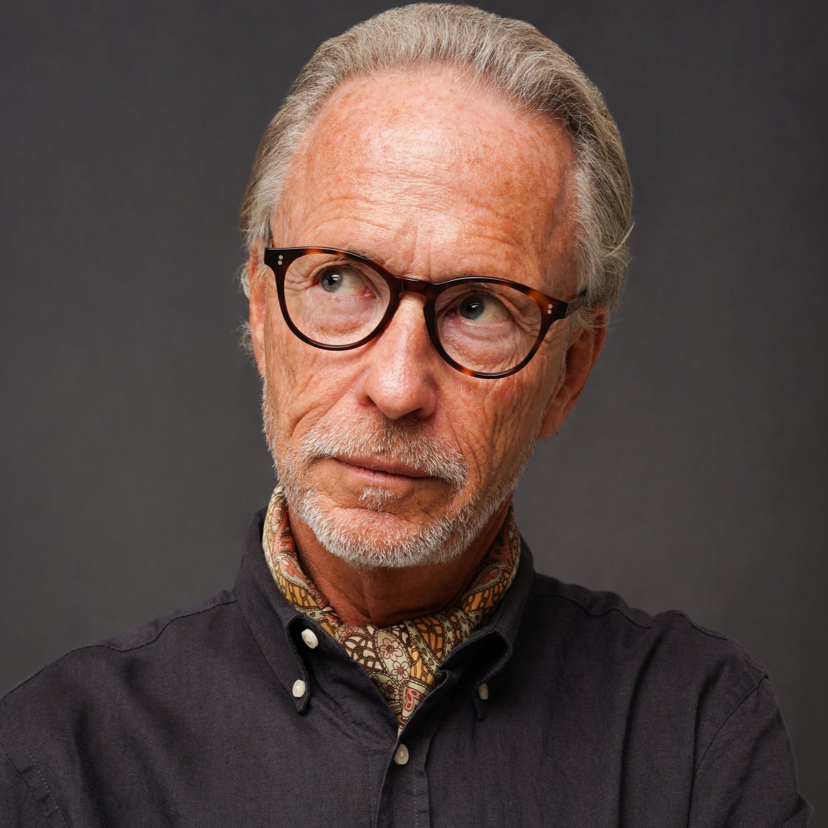 The Spielberg Tortoise Sunglasses, Mazzucchelli 1849 acetate frame, round shape, in tortoise.