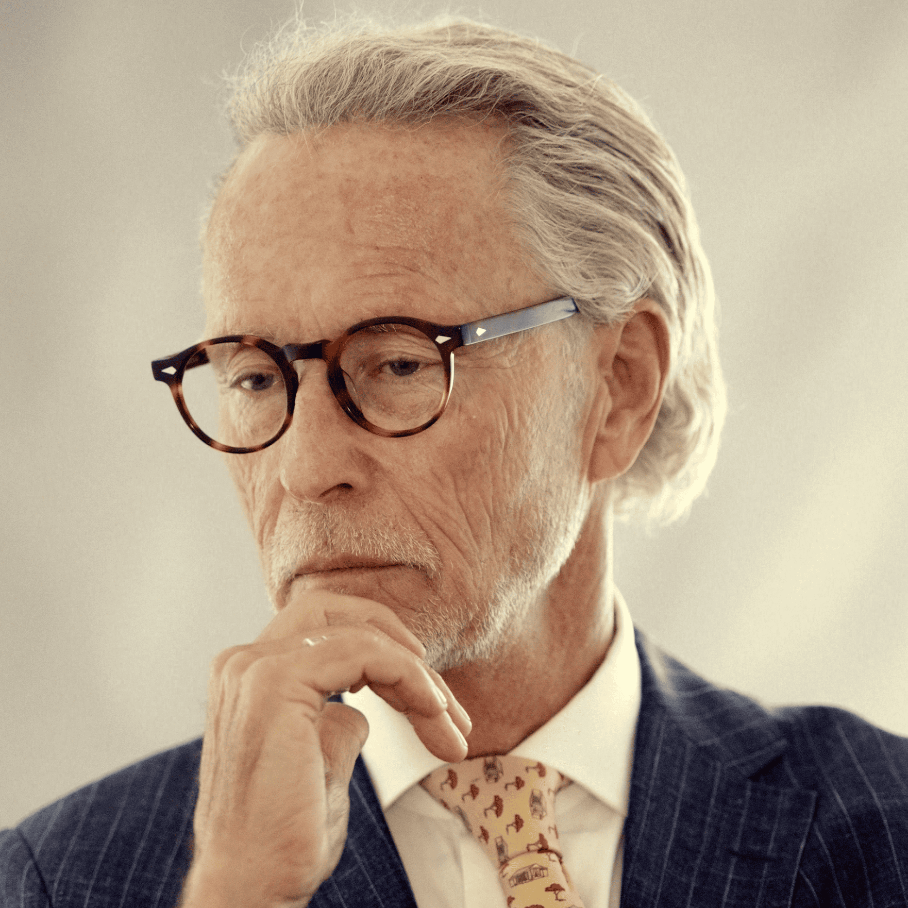 The Picasso Tortoise — eyeglasses, Mazzucchelli 1849 acetate frame, round shape, in tortoise.