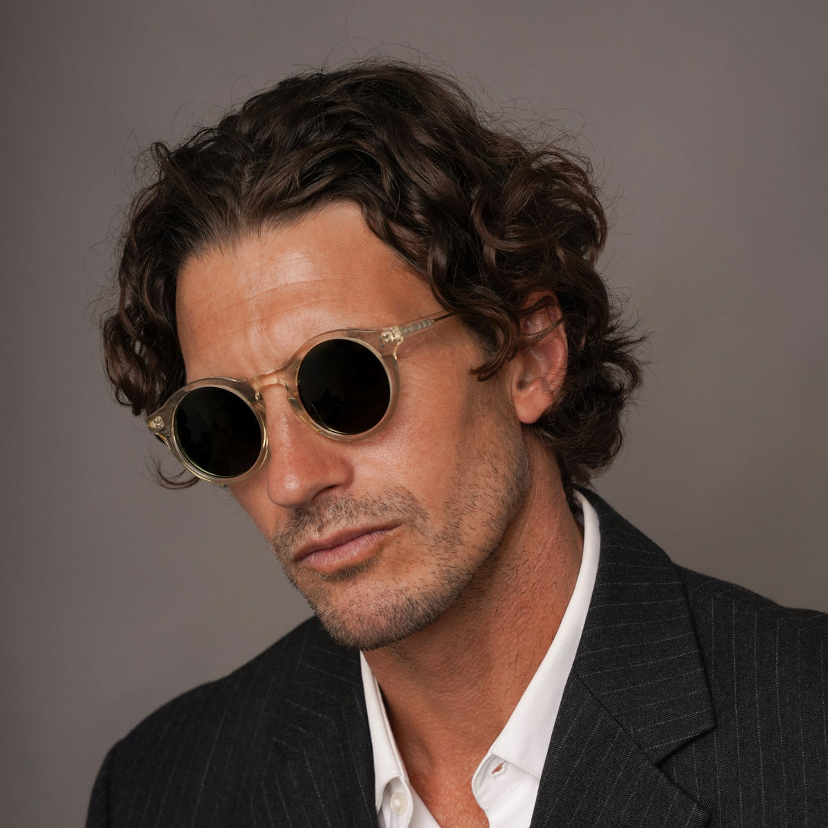 The Spike Air Sunglasses, Mazzucchelli 1849 acetate frame, round shape, in clear crystal.