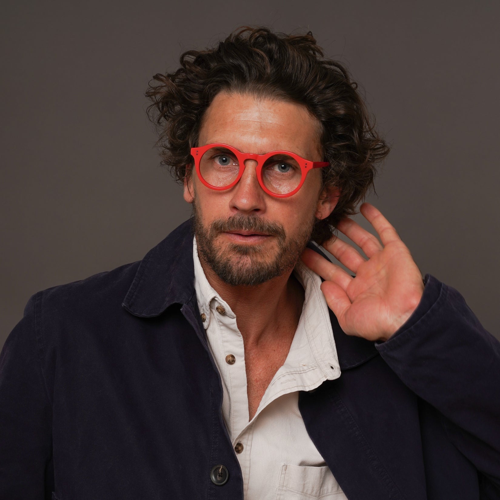 The Spike Carmine — eyeglasses, Mazzucchelli 1849 acetate frame, round shape, in carmine.