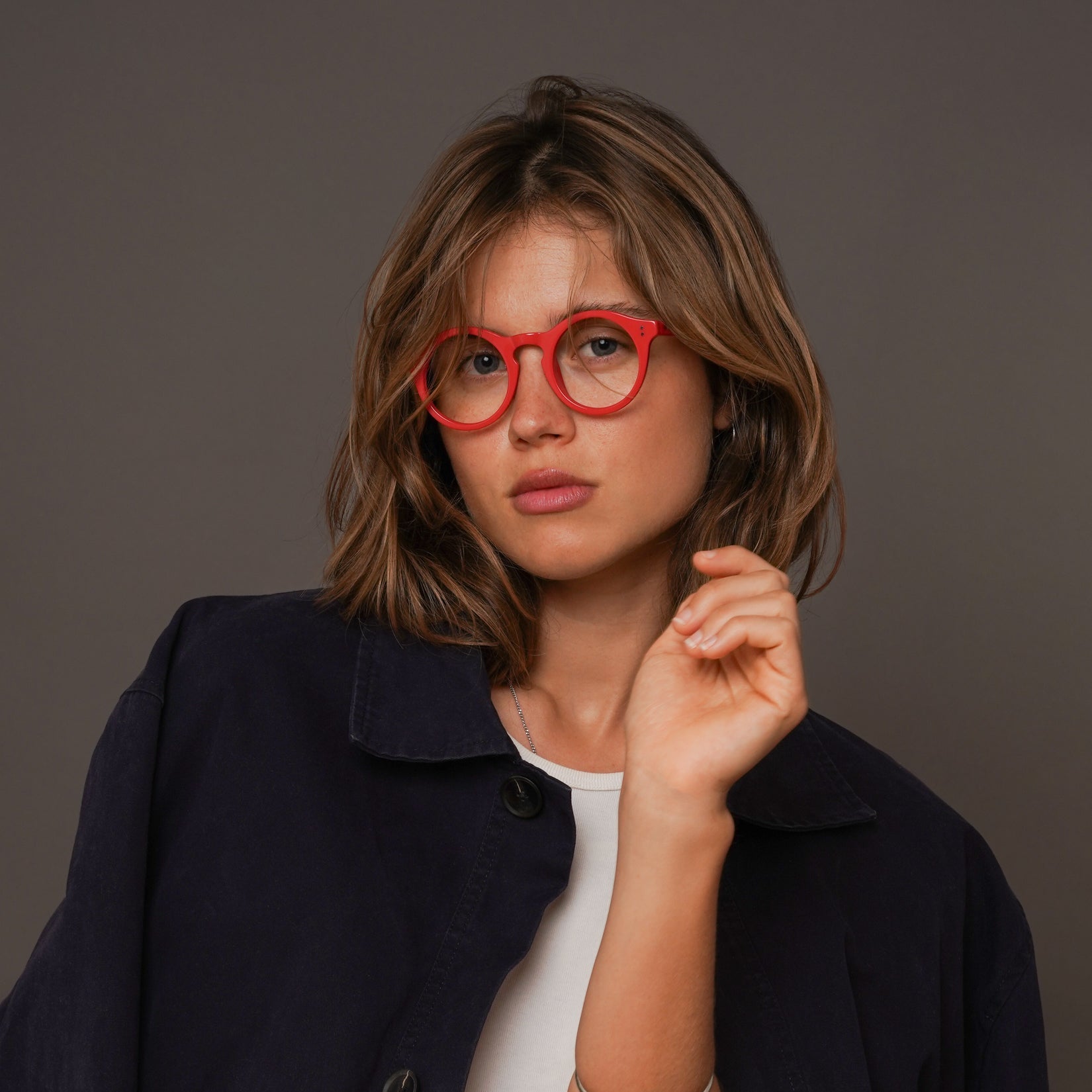 The Spike Carmine — eyeglasses, Mazzucchelli 1849 acetate frame, round shape, in carmine.