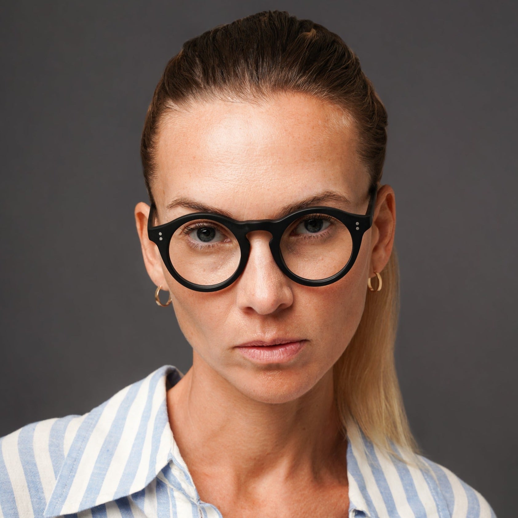 The Spike Matte Black — eyeglasses, Mazzucchelli 1849 acetate frame, round shape, in matte black.
