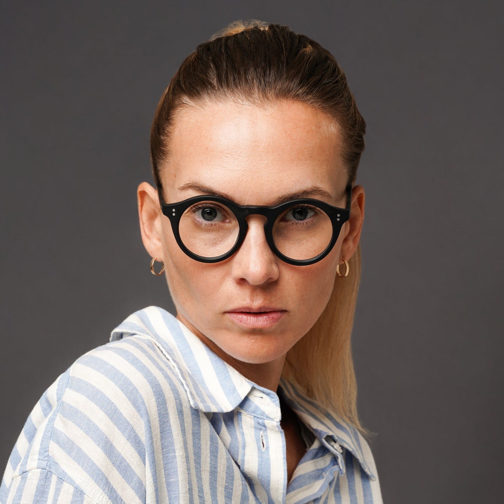 The Spike Matte Black — eyeglasses, Mazzucchelli 1849 acetate frame, round shape, in matte black.