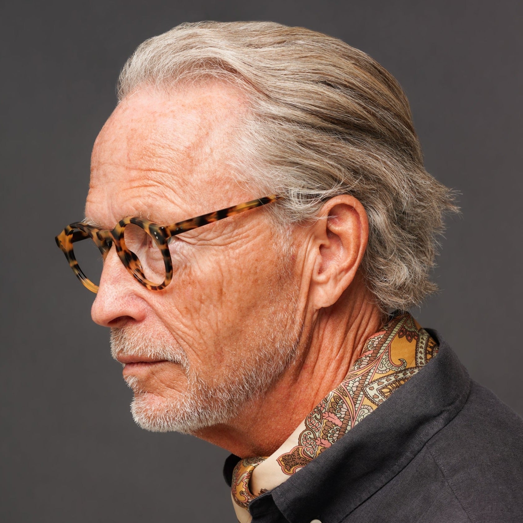 The Spike Tortoise — eyeglasses, Mazzucchelli 1849 acetate frame, round shape, in tortoise.