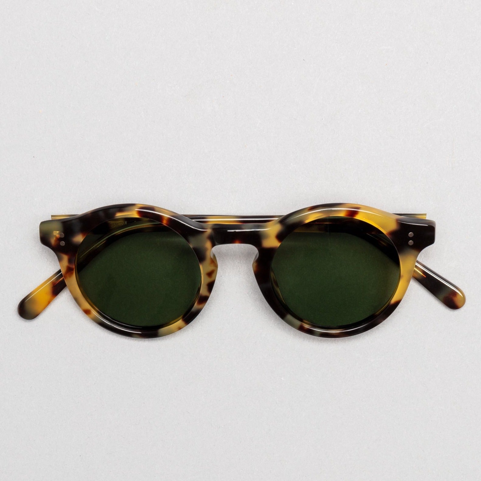 The Spike Tortoise Sunglasses, Mazzucchelli 1849 acetate frame, round shape, in tortoise.