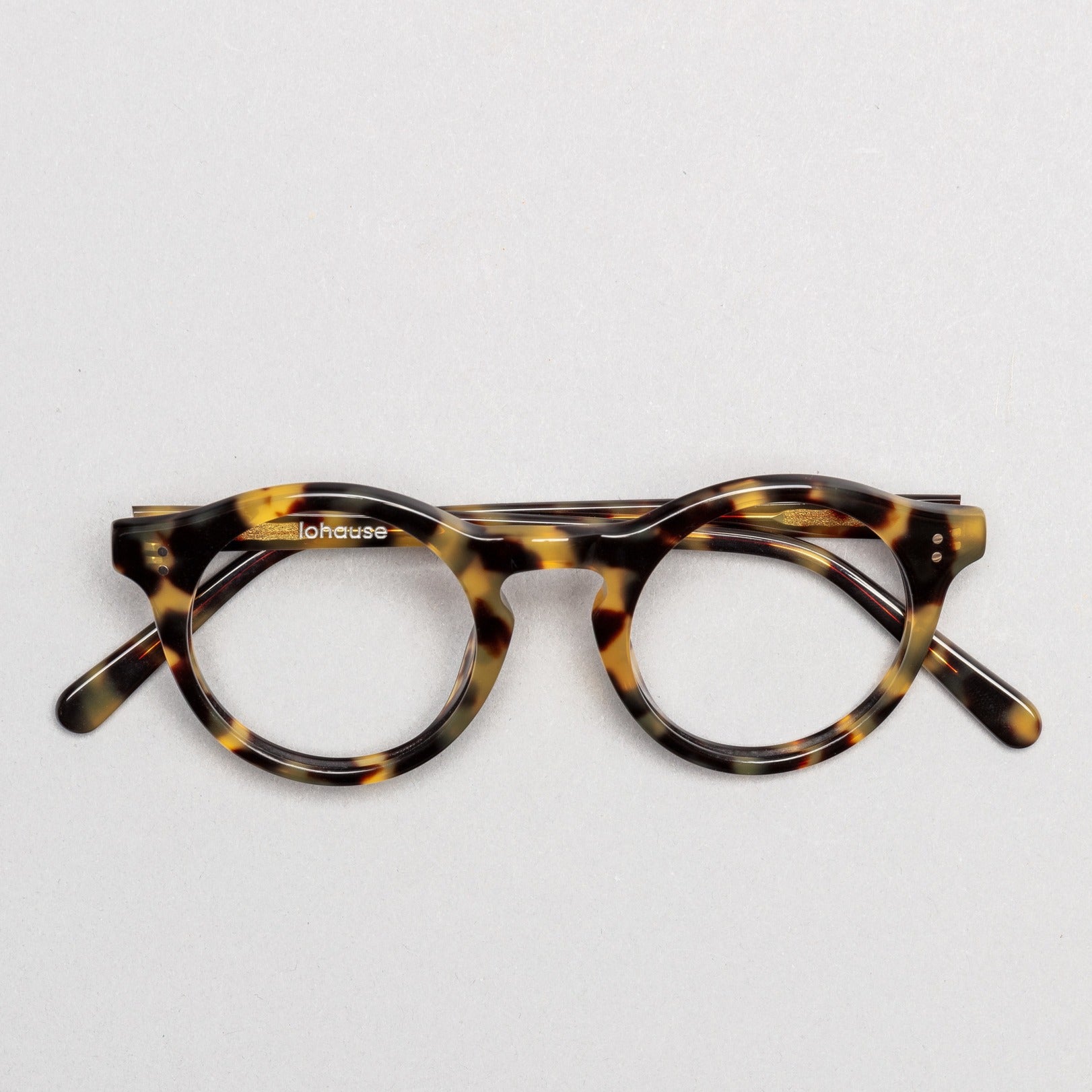 The Spike Tortoise — eyeglasses, Mazzucchelli 1849 acetate frame, round shape, in tortoise.