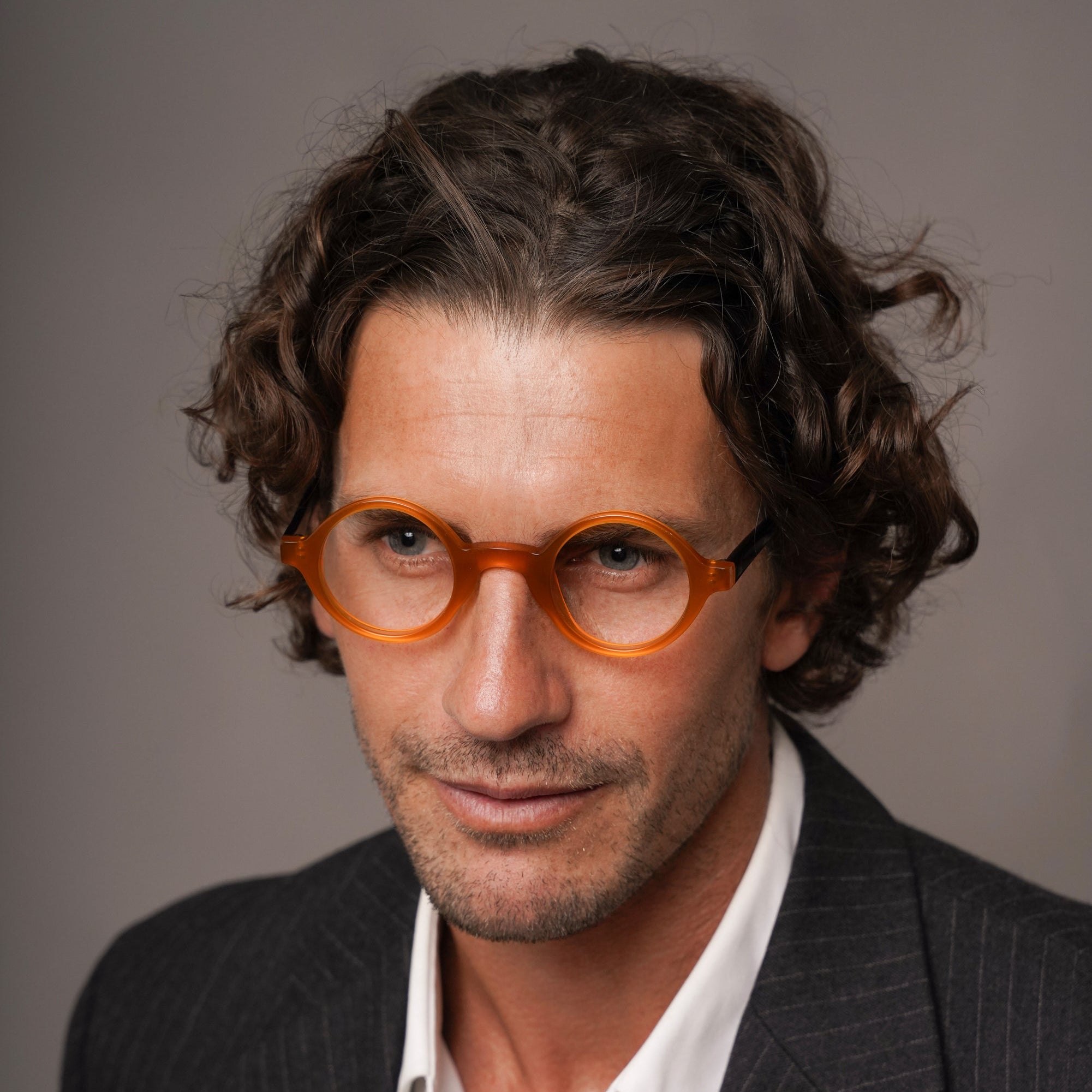 The Winston Paradox N5  eyeglasses, Mazzucchelli 1849 acetate frame, round shape, Paradox N5 pattern.